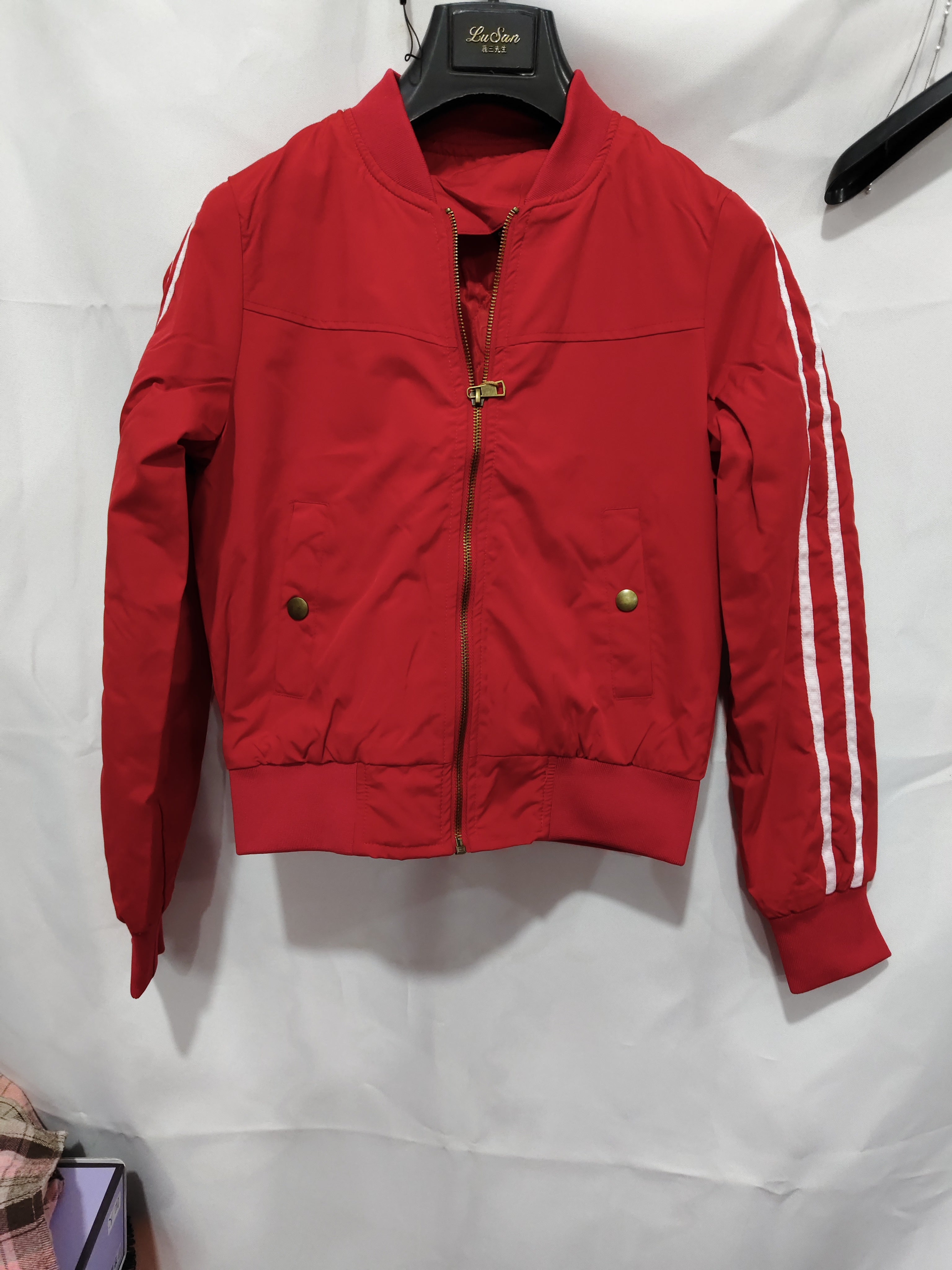 183ea52f1cf35aadd0d9cdc7d10aed35